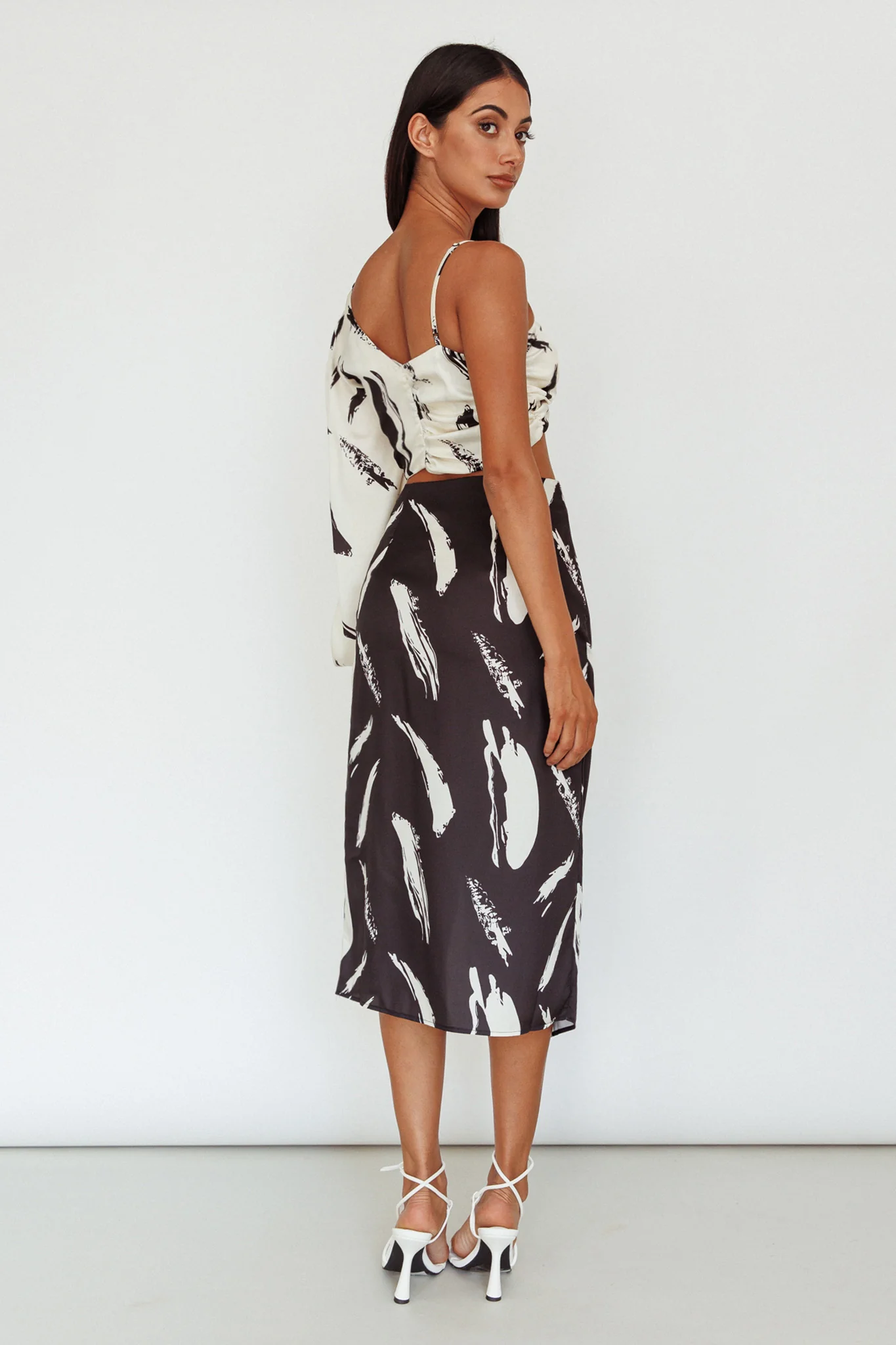 Amina Split Midi Skirt Printed Black - Image 2