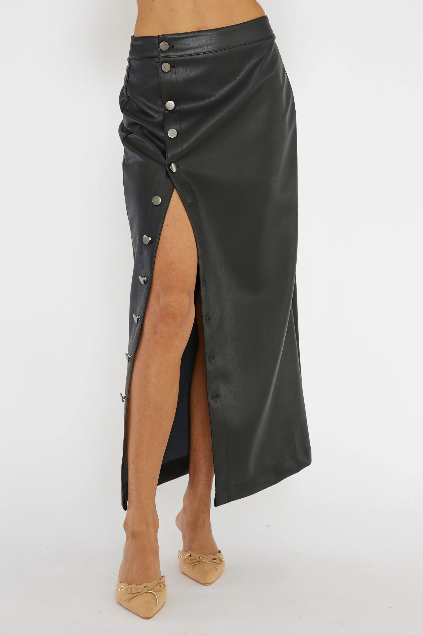 Angelica Button-Up Faux Leather Midi Skirt Black - Image 4