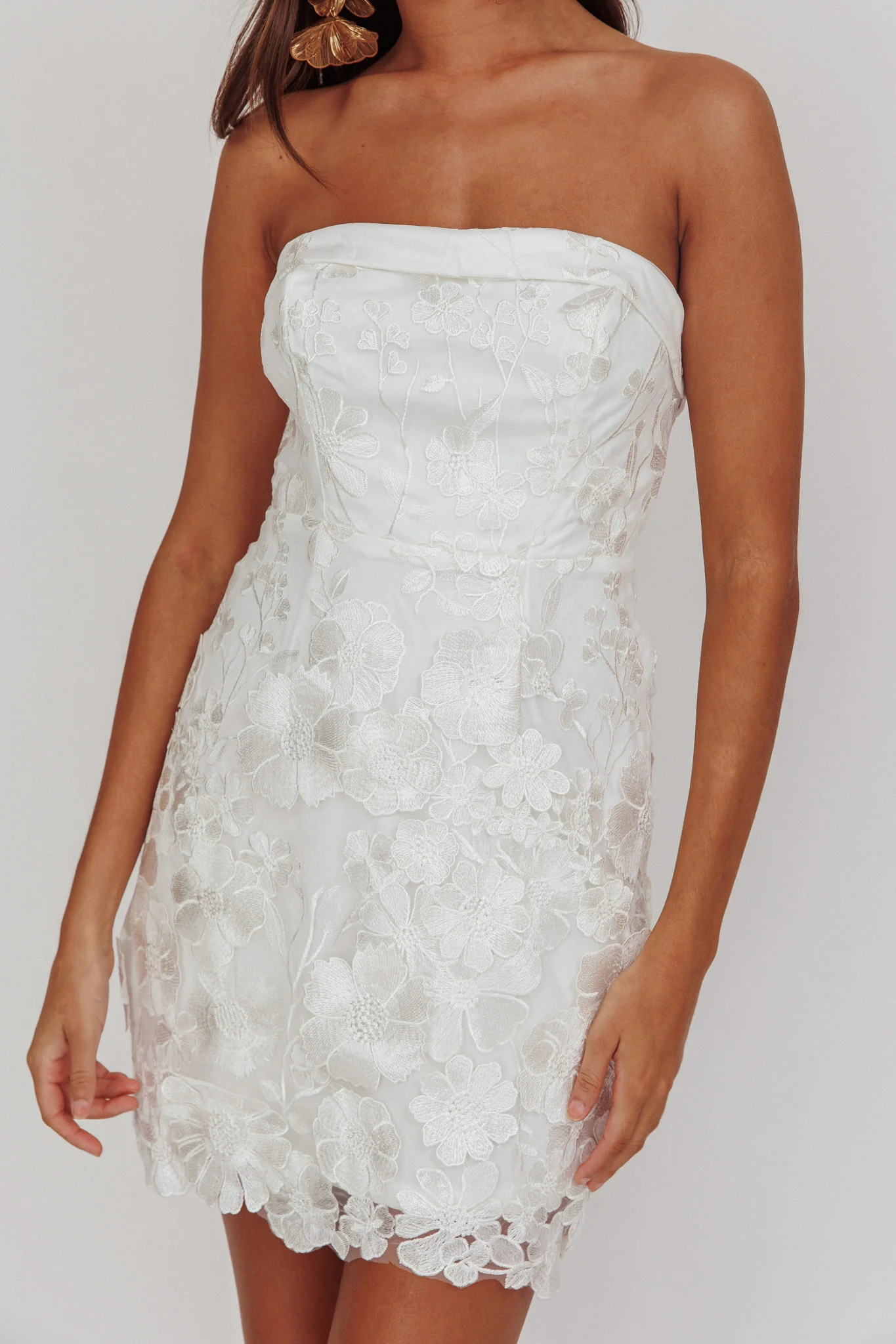 Flora Day Strapless Floral Embellished Mini Dress White - Image 5
