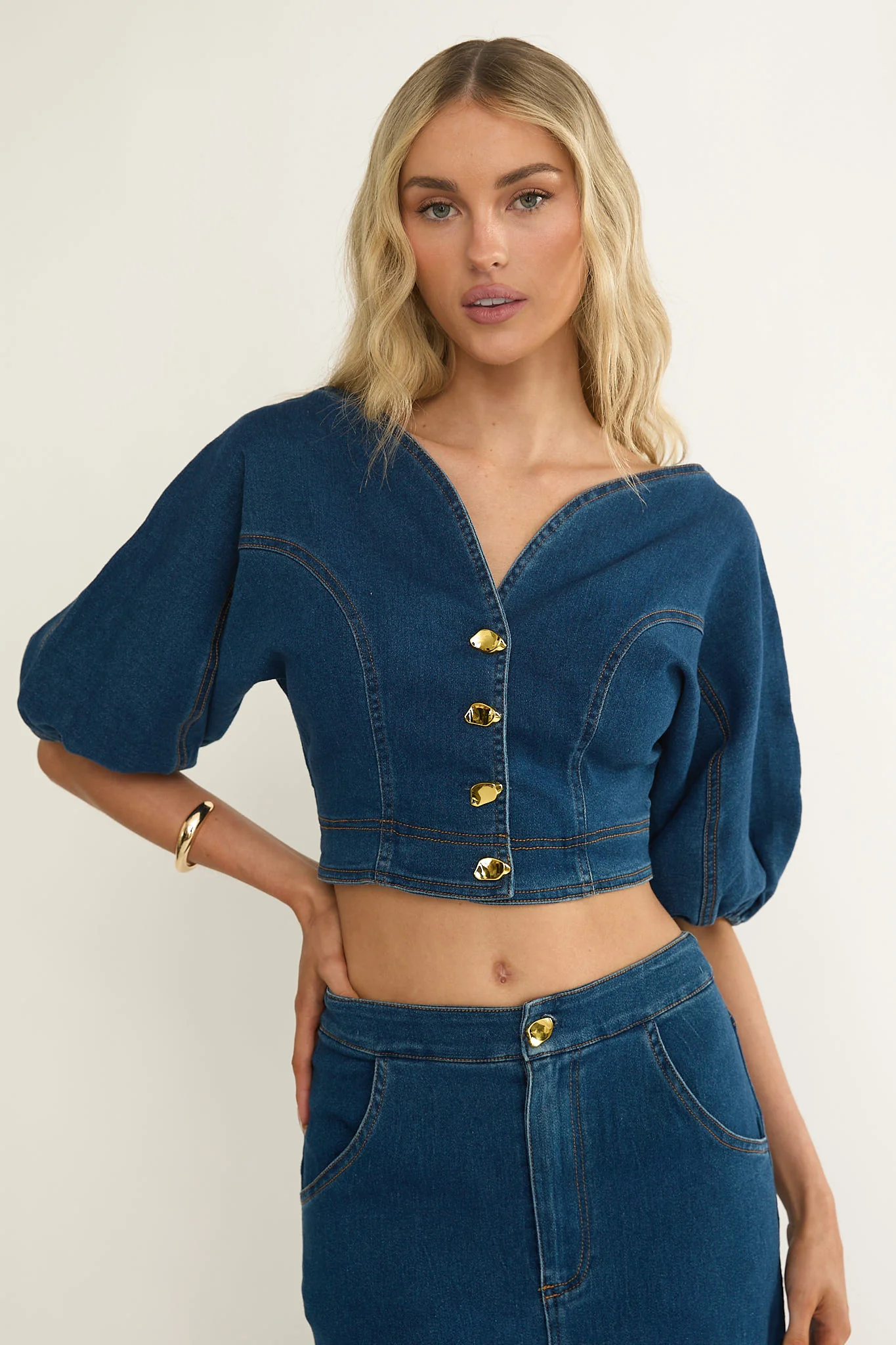 Kaelis Bubble Sleeve Button Top Denim - Image 5