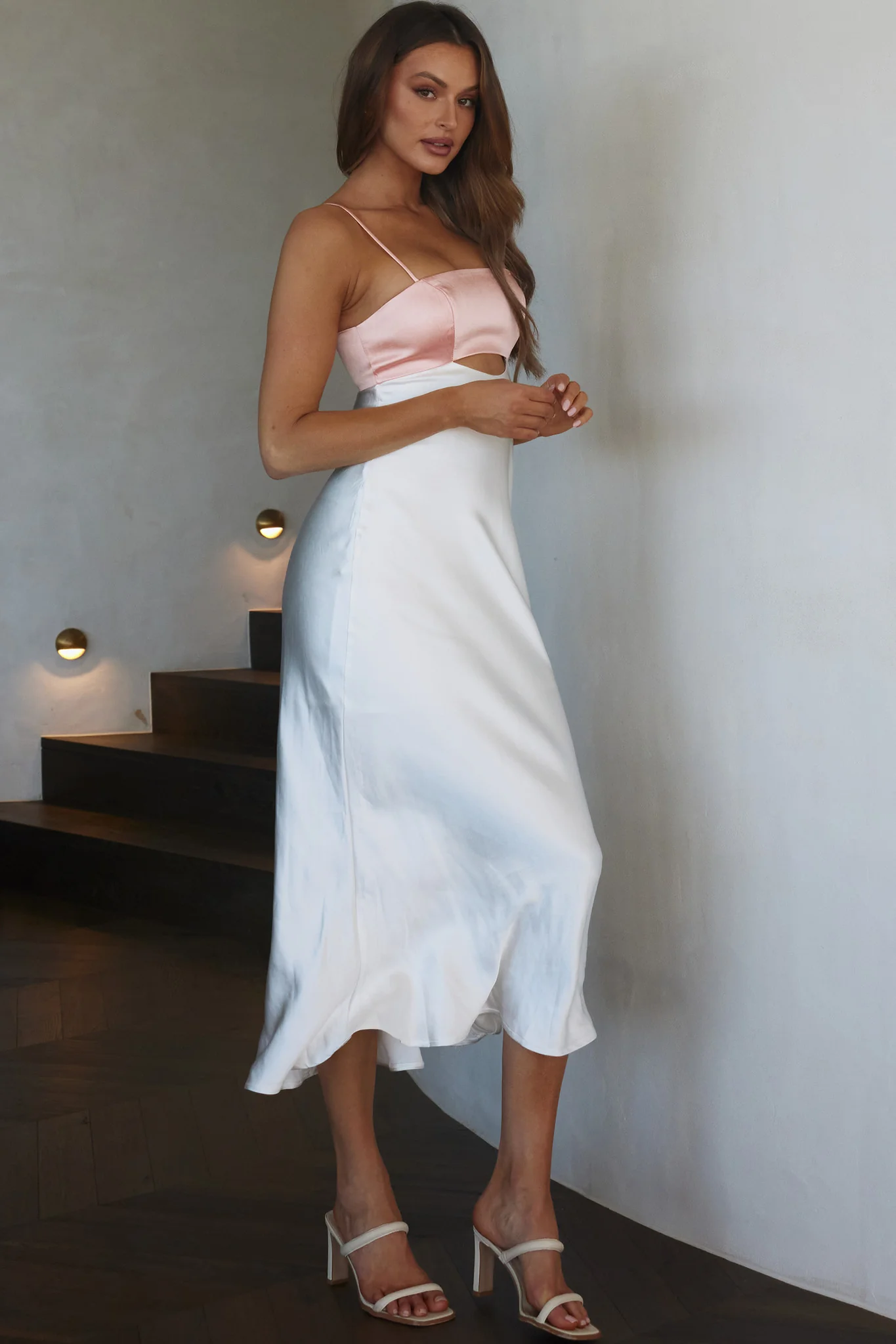 Mariana Cut-Out Bust Midi Dress Blush - Image 6