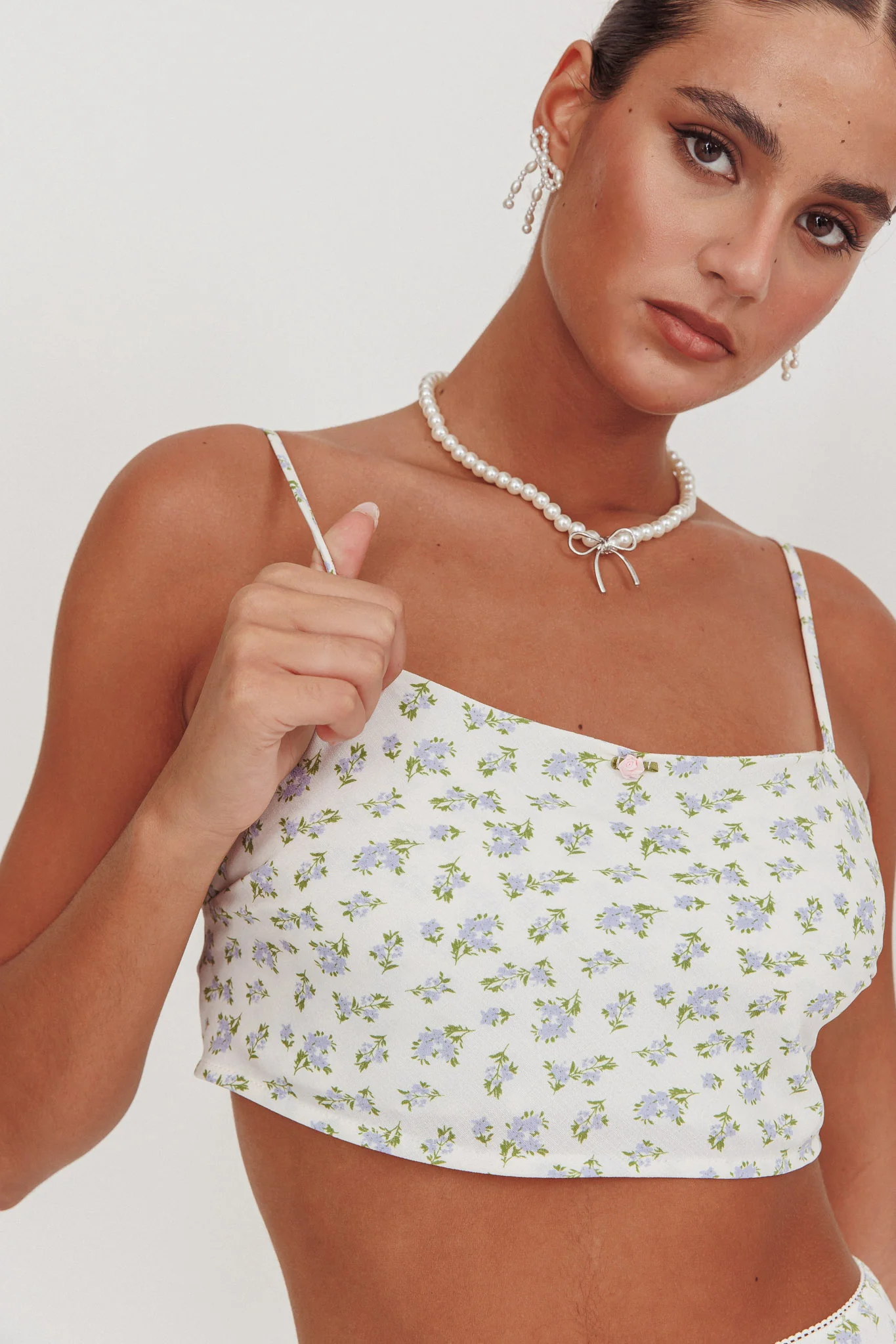 Miss Cupid Cami Crop Top Floral Ivory/Blue - Image 2