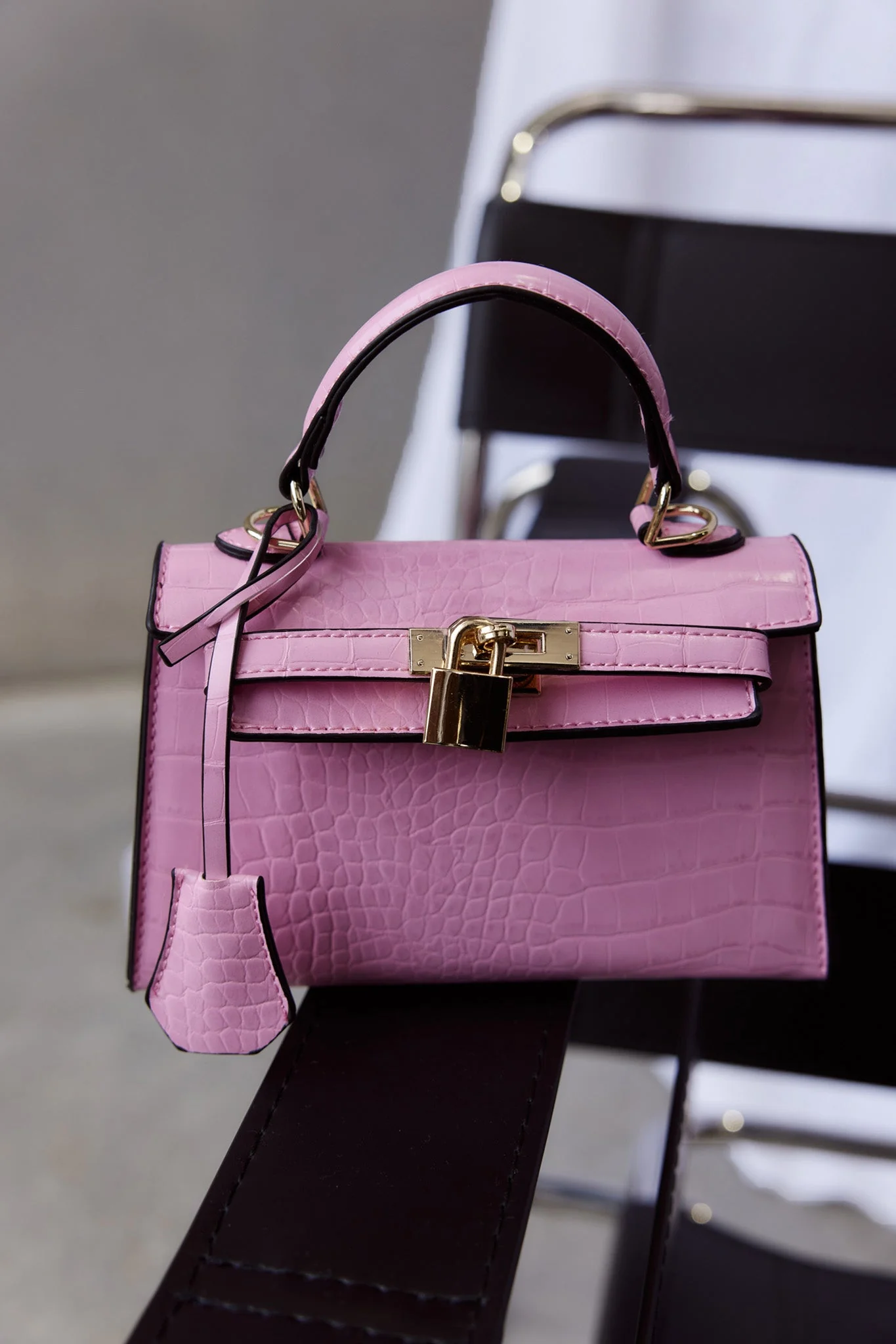 Peta And Jain Hedi Gold Lock Handbag Pink