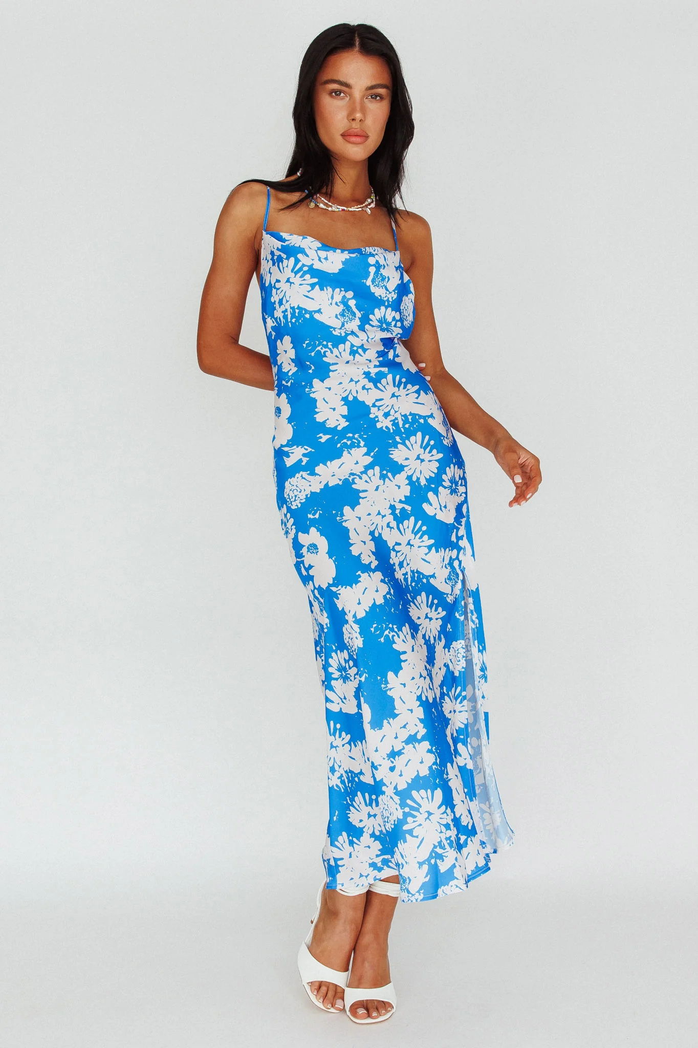 Sherilyn Criss-Cross Back Midi Dress Blue Floral - Image 5