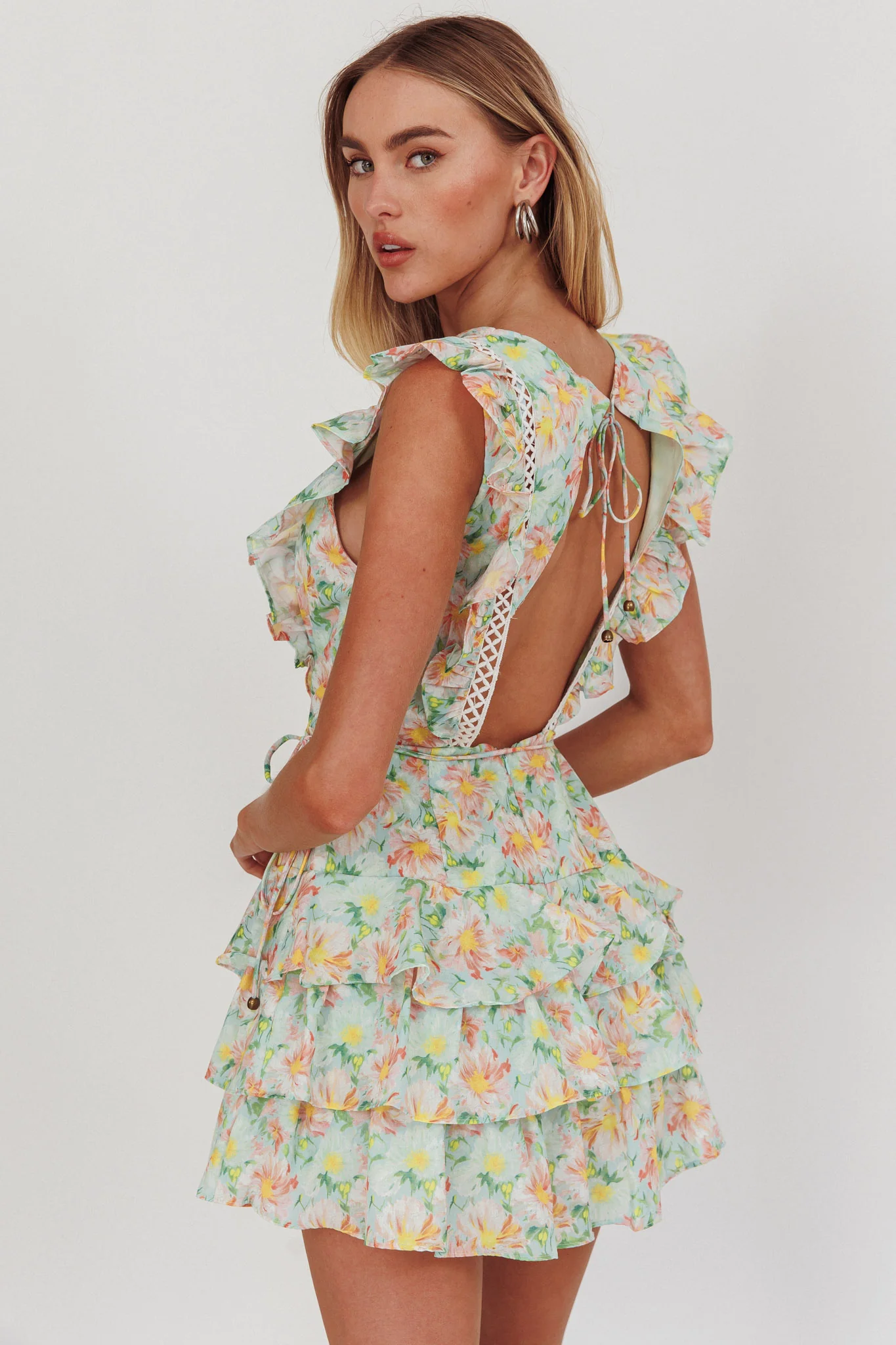 Weekend Muse Sleeveless Layered Frill Romper Floral Multi - Image 3