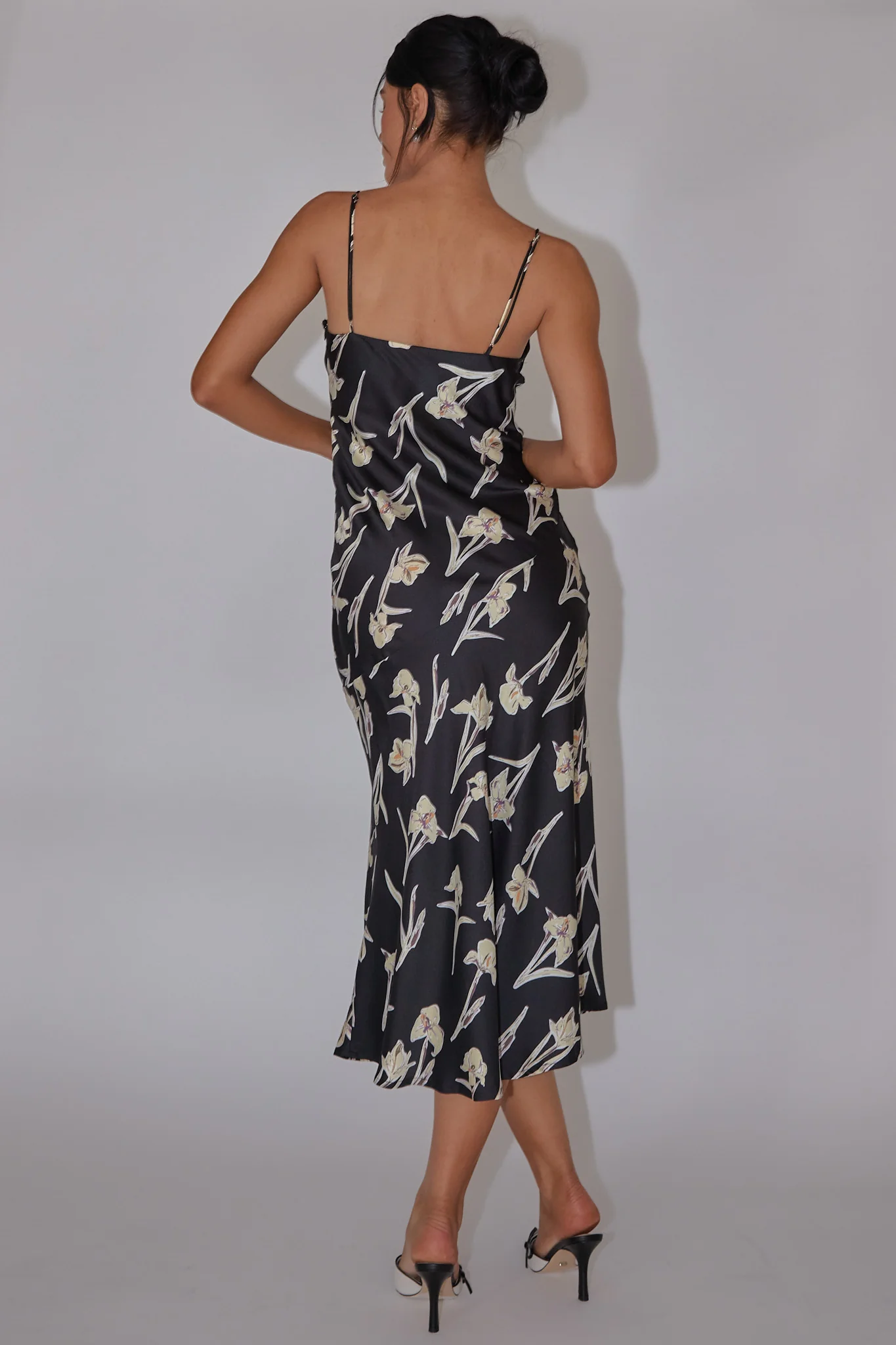 Well Versed Pleated Bust Front Split Dress Orchid Black - Image 3
